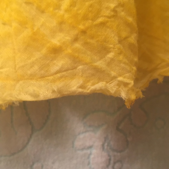 Yellow skirt - Picture 6 of 8